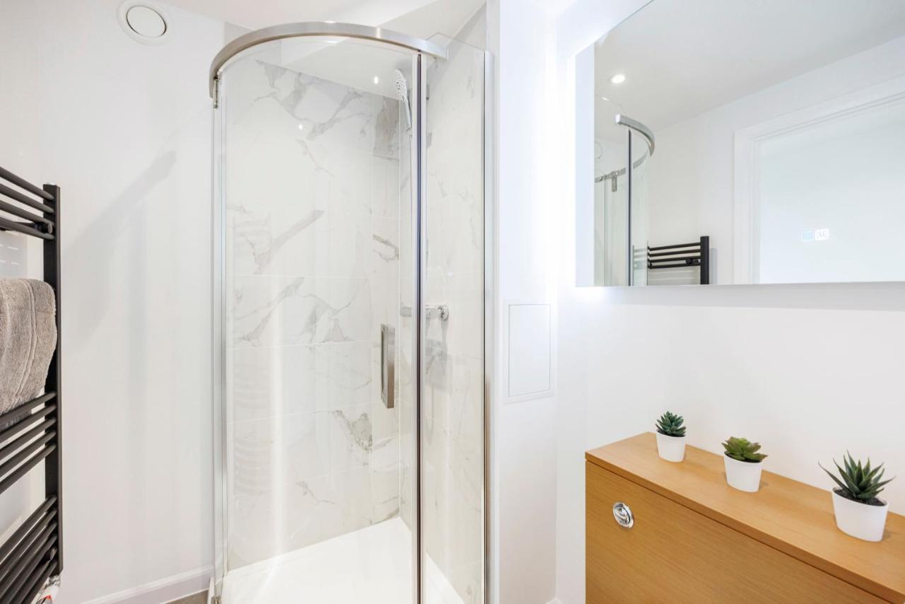 Cresta House - Modern Apartments Luton  Luaran gambar